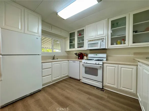 31130 S General Kearny Rd Spc 145, Temecula, CA 92591