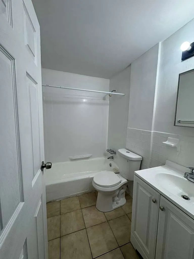 1 bed, $1,750 — Photo 2
