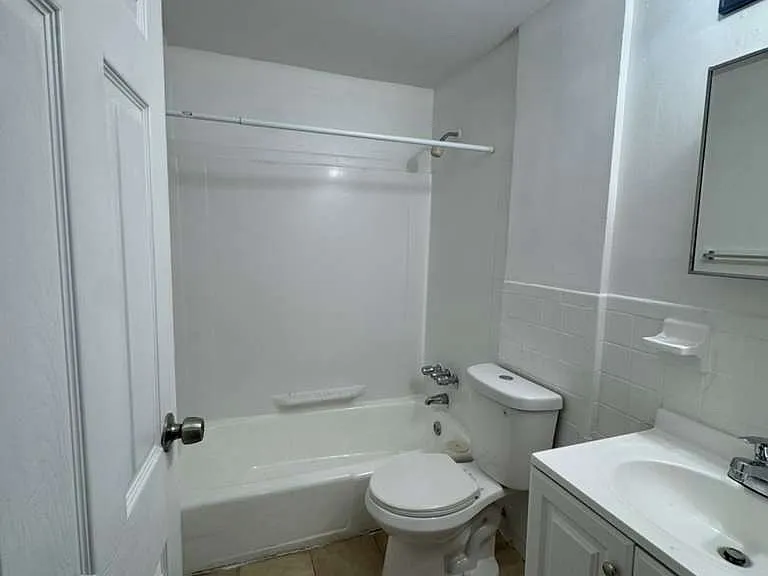 129 Black Rock Ave #24 — Photo 2