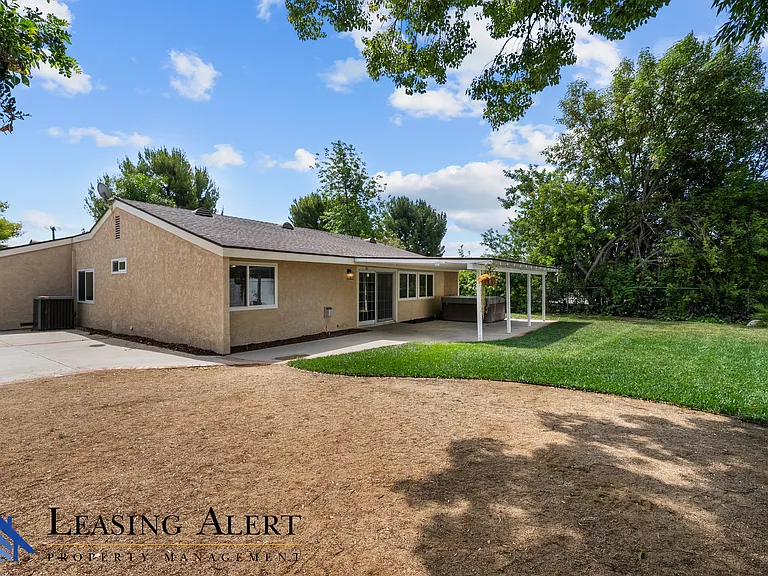 28031 Meadowcreek Rd — Photo 19