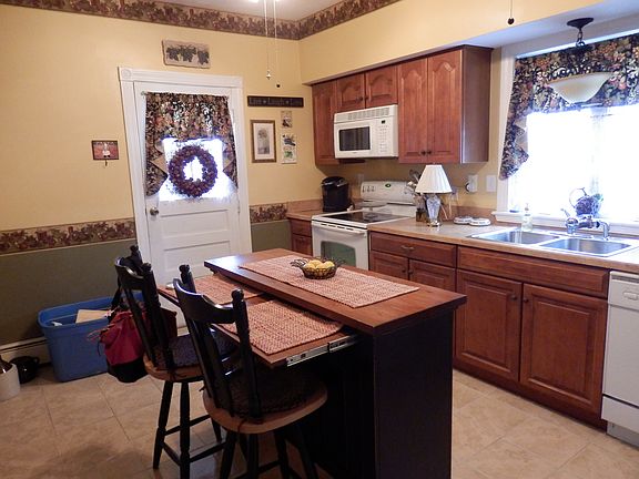 New Kitchen-Tiled Floor