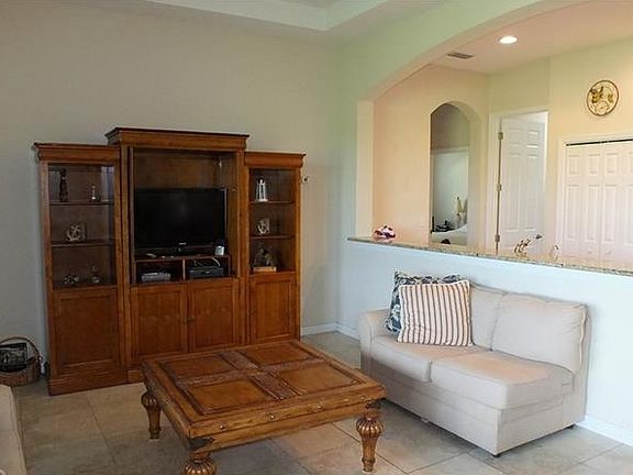 4th image of 2405 Kensington Greens Dr