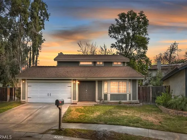 1238 Country Pl, Redlands, CA 92374