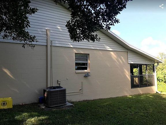 5th image of 7550 Willow Wisp Dr E