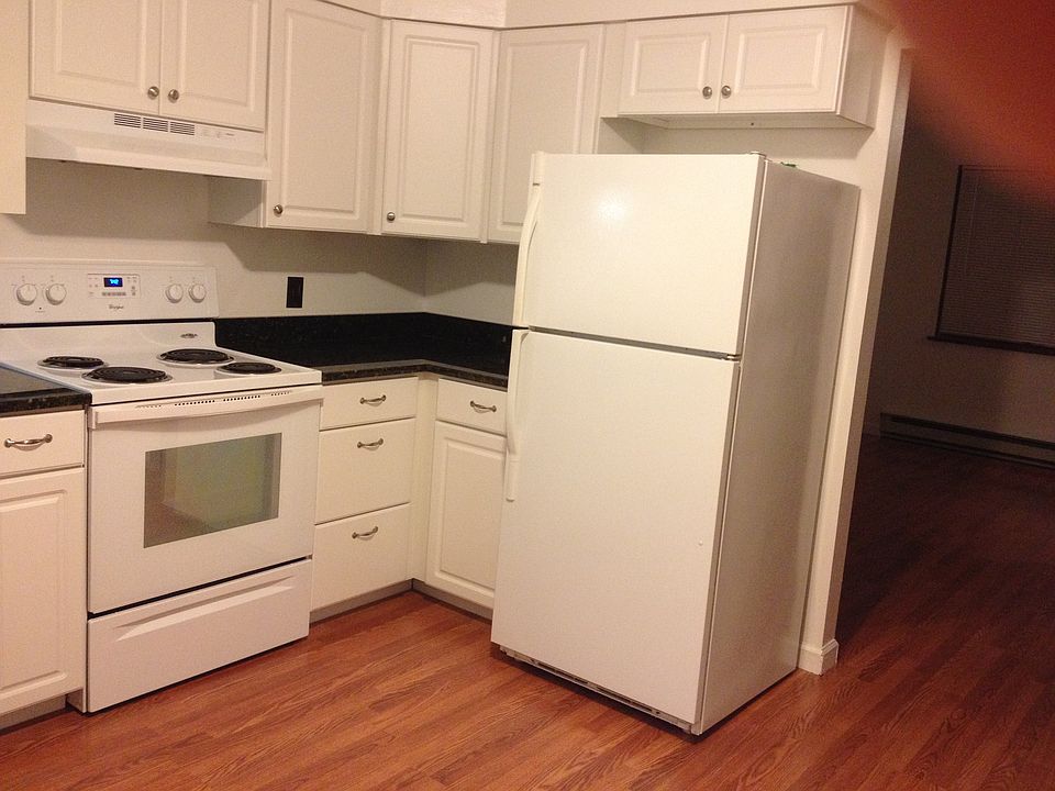 2nd image of 2 Flanagan Dr APT 4