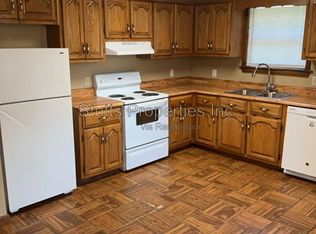 4305 Old Memphis Pike #C, Tuscumbia, AL 35674