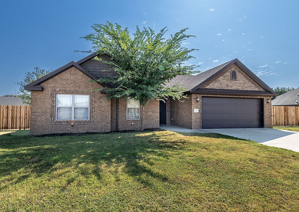 1st image of 505 Blair Cir
