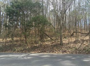 Woodlawn Ave NW, Cleveland, TN 37312