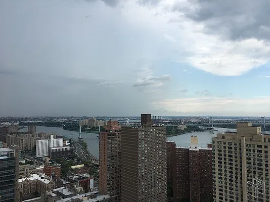 Rented by Halstead Real Estate | media 35