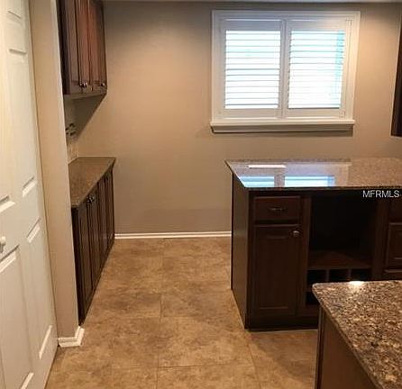 4th image of 1751 E Groveleaf Ave