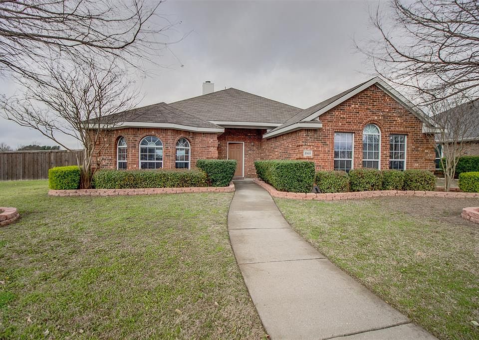 1st image of 2501 Chapel Hill Dr