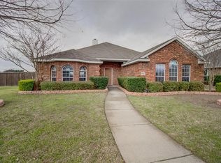 2501 Chapel Hill Dr, Rowlett, TX 75088