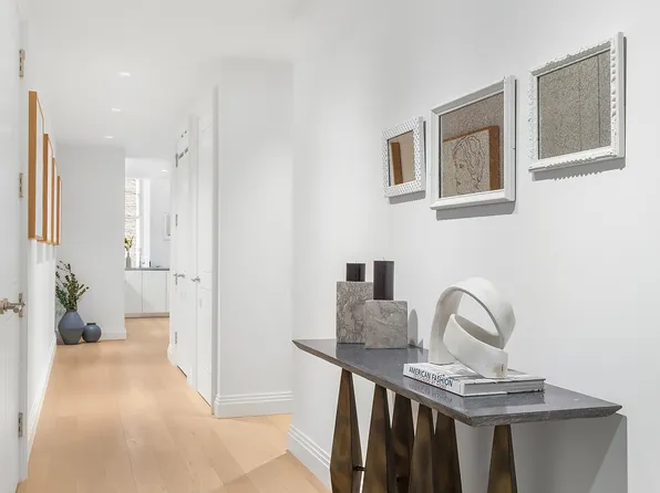 1 Wall Street image 5 of 9