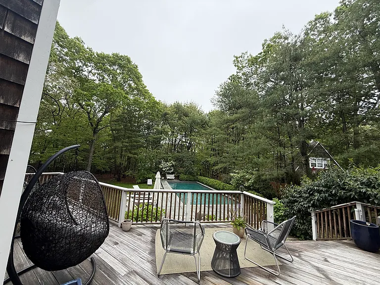 7 Lauras Ln — Photo 9