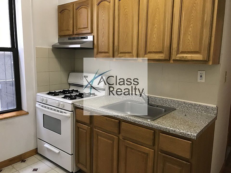 1st image of 3086 47th St #1
