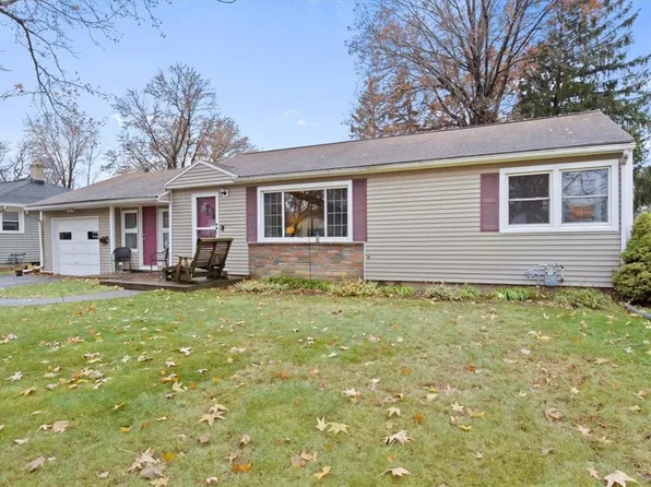 291 Armstrong Rd, Rochester, NY 14612