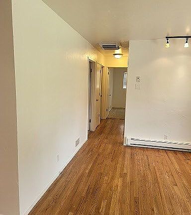 5th image of 1224 Bonito Ave
