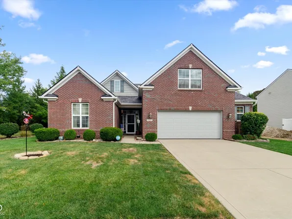 1075 Lazio Ct, Greenwood, IN 46143