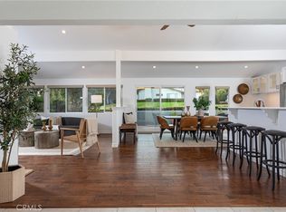 2102 Vista Entrada, Newport Beach, CA 92660