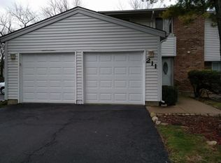 211 Douglass Way, Bolingbrook, IL 60440