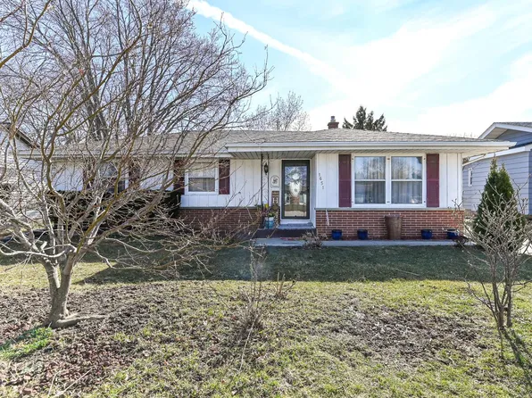 1651 C A Becker DRIVE, Racine, WI 53406