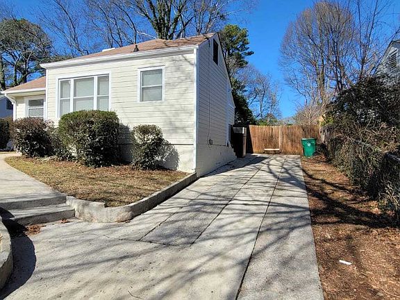 3rd image of 1753 Fairway Hill Dr