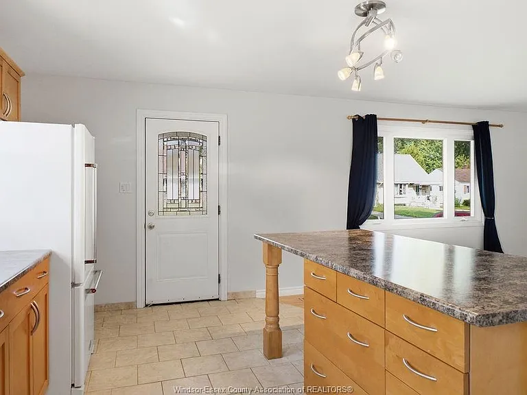 866 Francois Ct — Photo 13