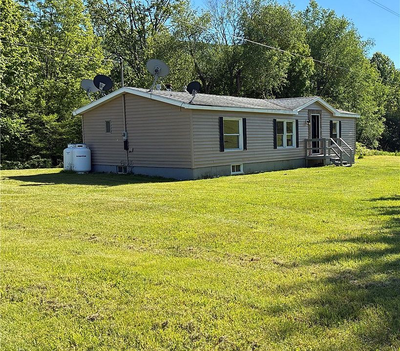1st image of 1780 Roses Brook Rd