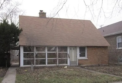 4139 Center Ave photo 1