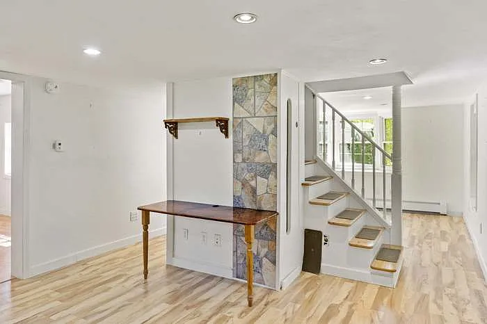 Nash Rd — Photo 16