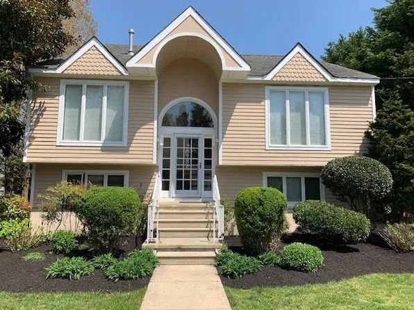711 Foster Ave, Cape May, NJ 08204