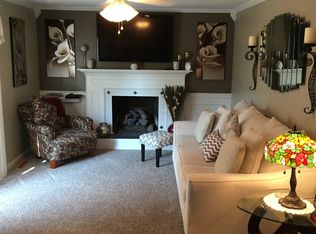 8375 Zenith Dr, Baldwinsville, NY 13027