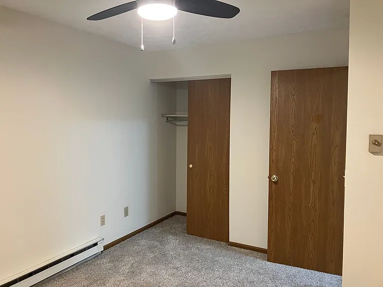 1220 Bunker Hill Ct #B — Photo 13