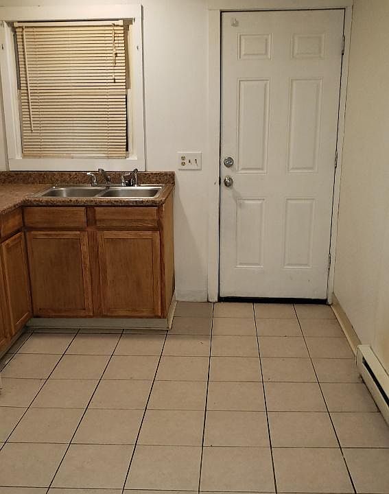 1st image of 2 W Glen Ave #1