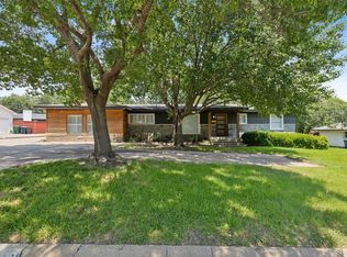 4009 Rothington Rd, Fort Worth, TX 76116