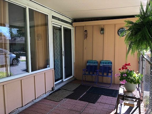 3rd image of 6223 Crown Ct