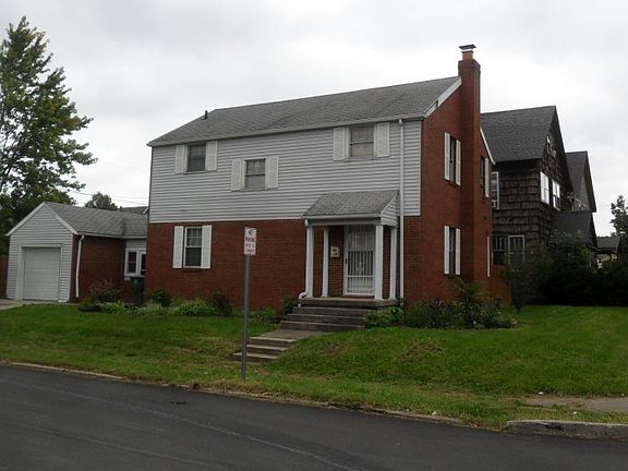 2nd image of 120 S Vine St
