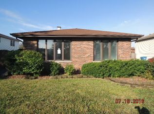 12844 S Blossom Dr, Alsip, IL 60803