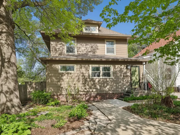 1147 36th St, Des Moines, IA 50311