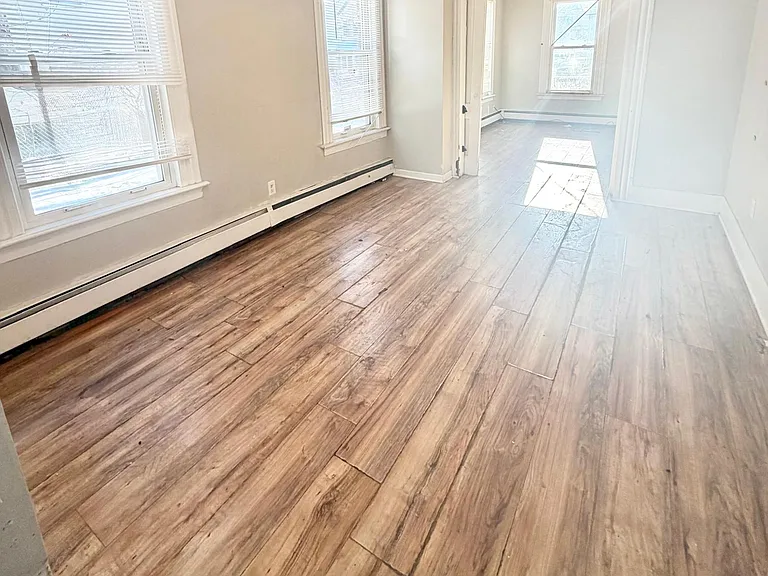 255 W Ivy St #1 — Photo 4