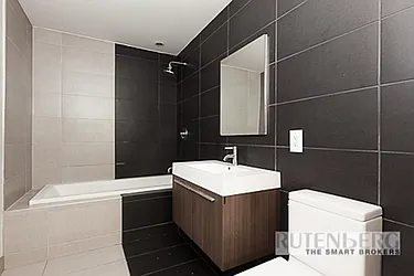 Rented by R New York