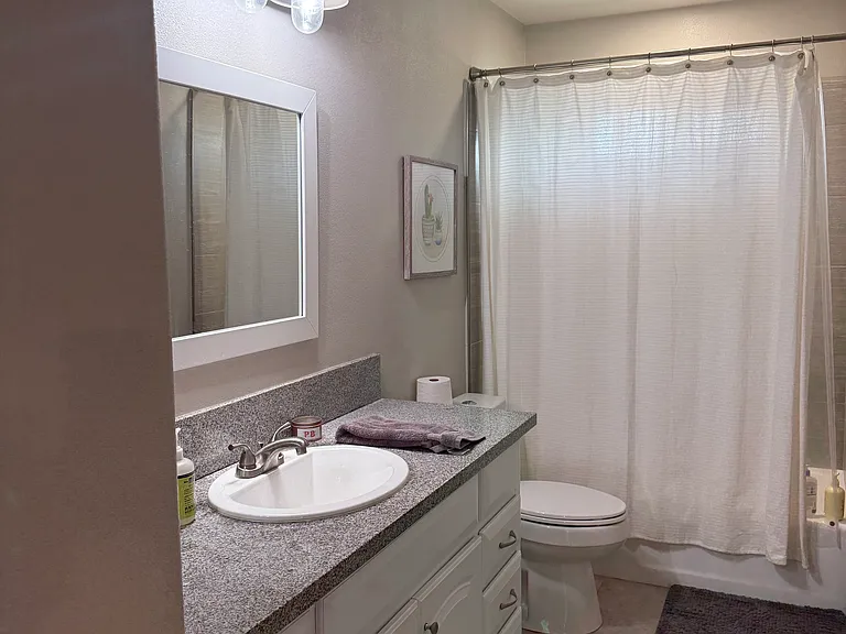 429 Bandini Pl — Photo 4