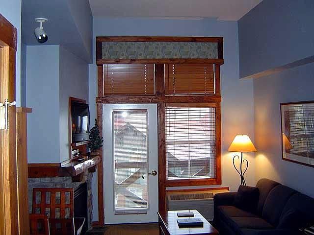2nd image of 418 Highland House