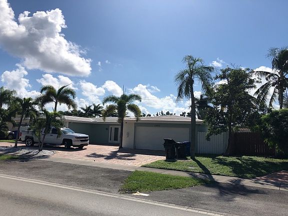 2nd image of 1460 NE 62nd St