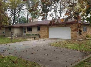 N2554 Shore Dr, Marinette, WI 54143