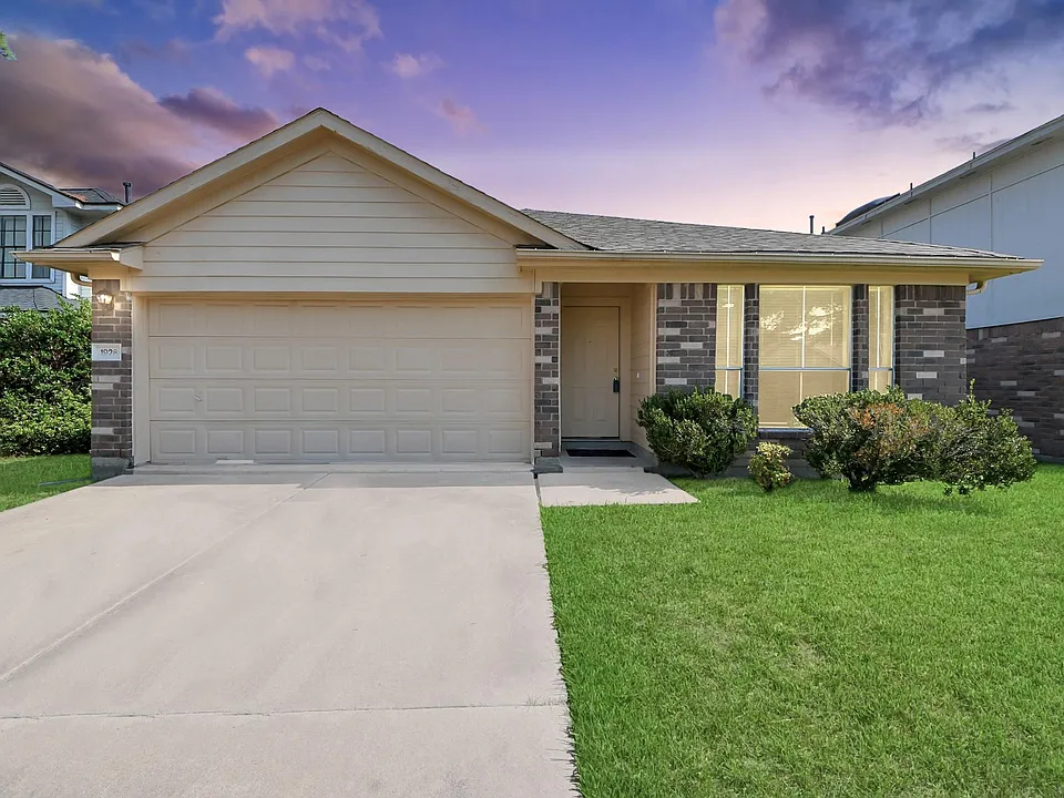 1928 Woodland Hills Dr