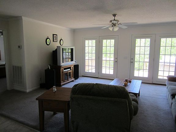 4th image of 193 Moncure Ln