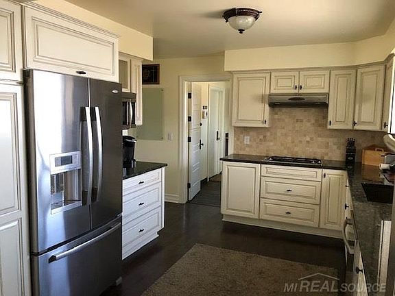 5th image of 37934 E Horseshoe Dr