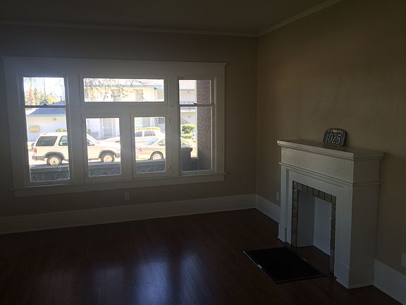 2nd image of 1025 N San Antonio Ave