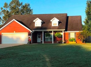 126 Little Creek Ln, Columbus, MS 39702